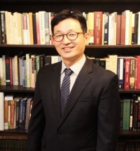Dr. Jae Suk Lee 
